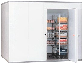 TC | chladicí komora s plnými dveřmi